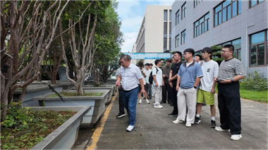 畅尔智能装备董事长林绿高教授一行莅临巨鑫机床技术交流